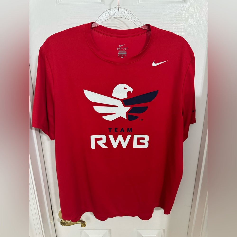 Women’s XL Nike Team Red White & Blue Shirt